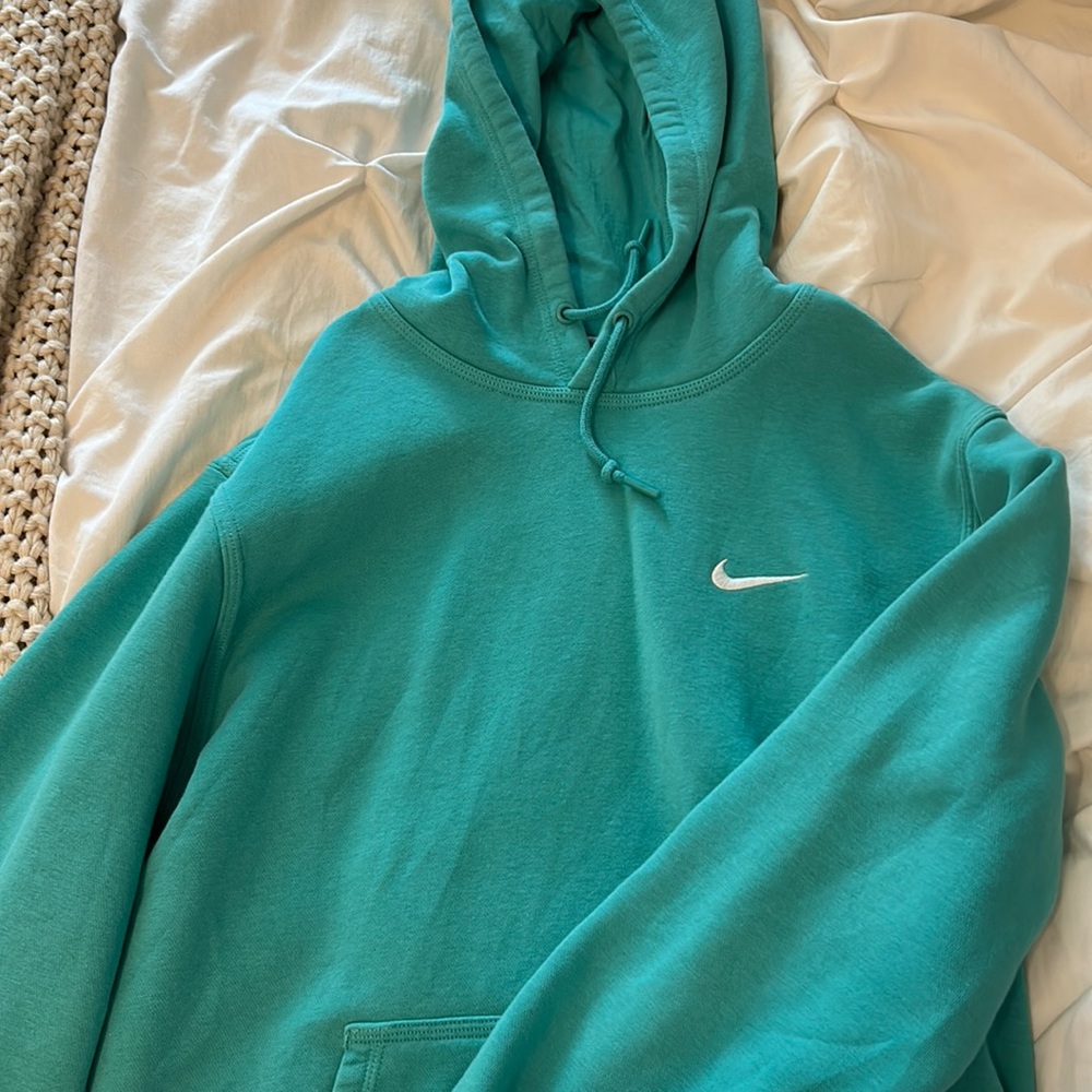 teal nike sweatshirt